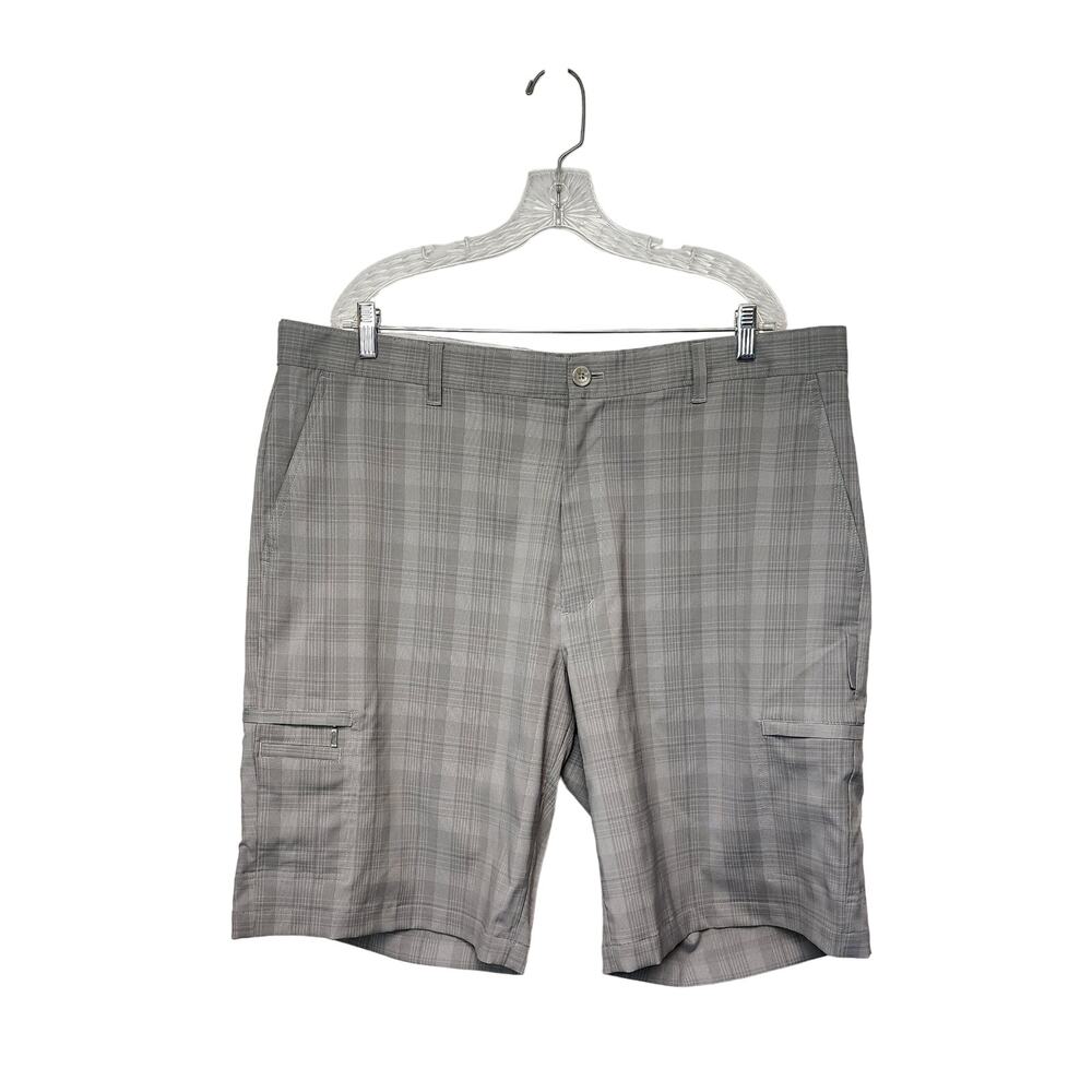 Greg Norman Men's Tasso Elba Tech Plaid Golf Shorts Size 40 Color Gray